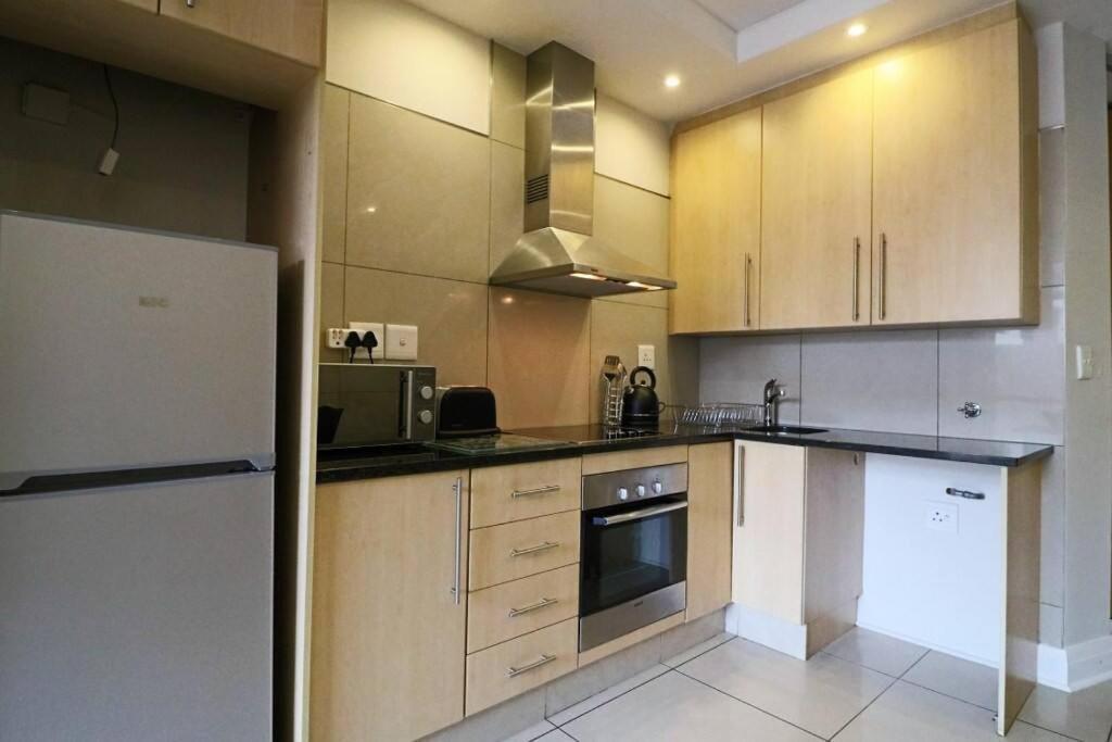 Upmarket Sandton Hydro Park Apartments Johannesburg Esterno foto