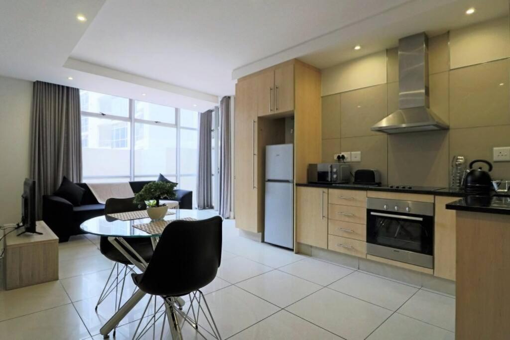 Upmarket Sandton Hydro Park Apartments Johannesburg Esterno foto